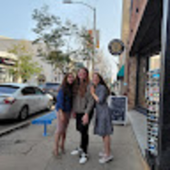 Meet your Posher, Feigy - Picture 1 of 1